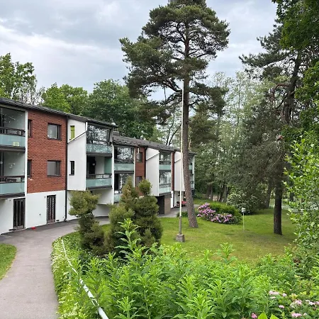 Stylish Marine Studio, Balcony, Parking In Lauttasaari Helsinki