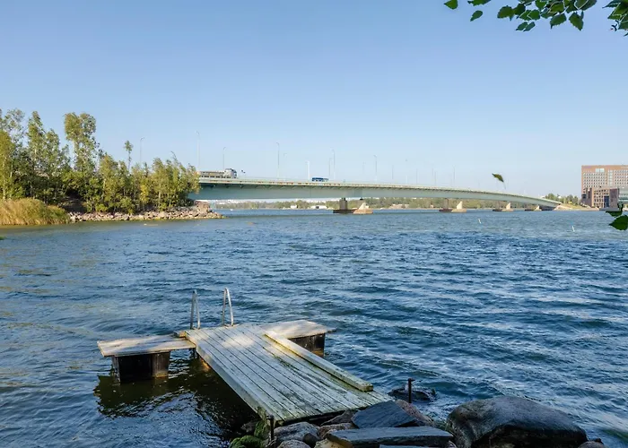 Stylish Marine Studio, Balcony, Parking In Lauttasaari