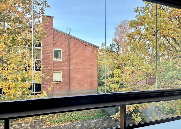 Stylish Marine Studio, Balcony, Parking In Lauttasaari * Ελσίνκι