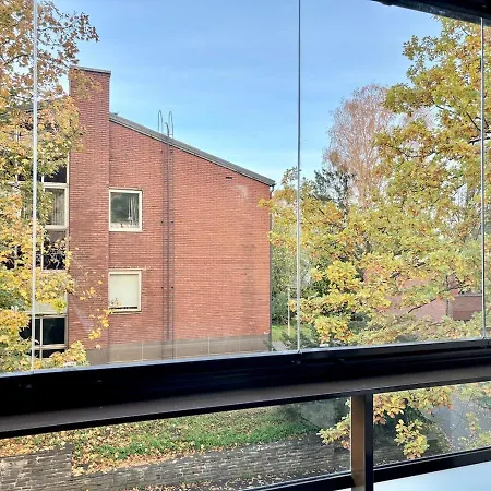 Stylish Marine Studio, Balcony, Parking In Lauttasaari * 헬싱키