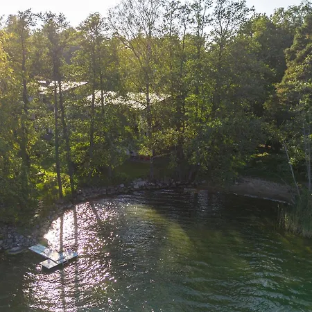 Stylish Marine Studio, Balcony, Parking In Lauttasaari 헬싱키